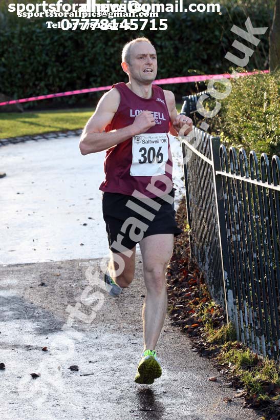 Saltwell Harriers 10k Road Race, Gateshead. Photo:  David T. Hewitson/Sports for All Pics